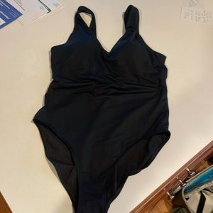 New Athleta Seychelles Black One Piece Tank Suit - Med (Never Worn)